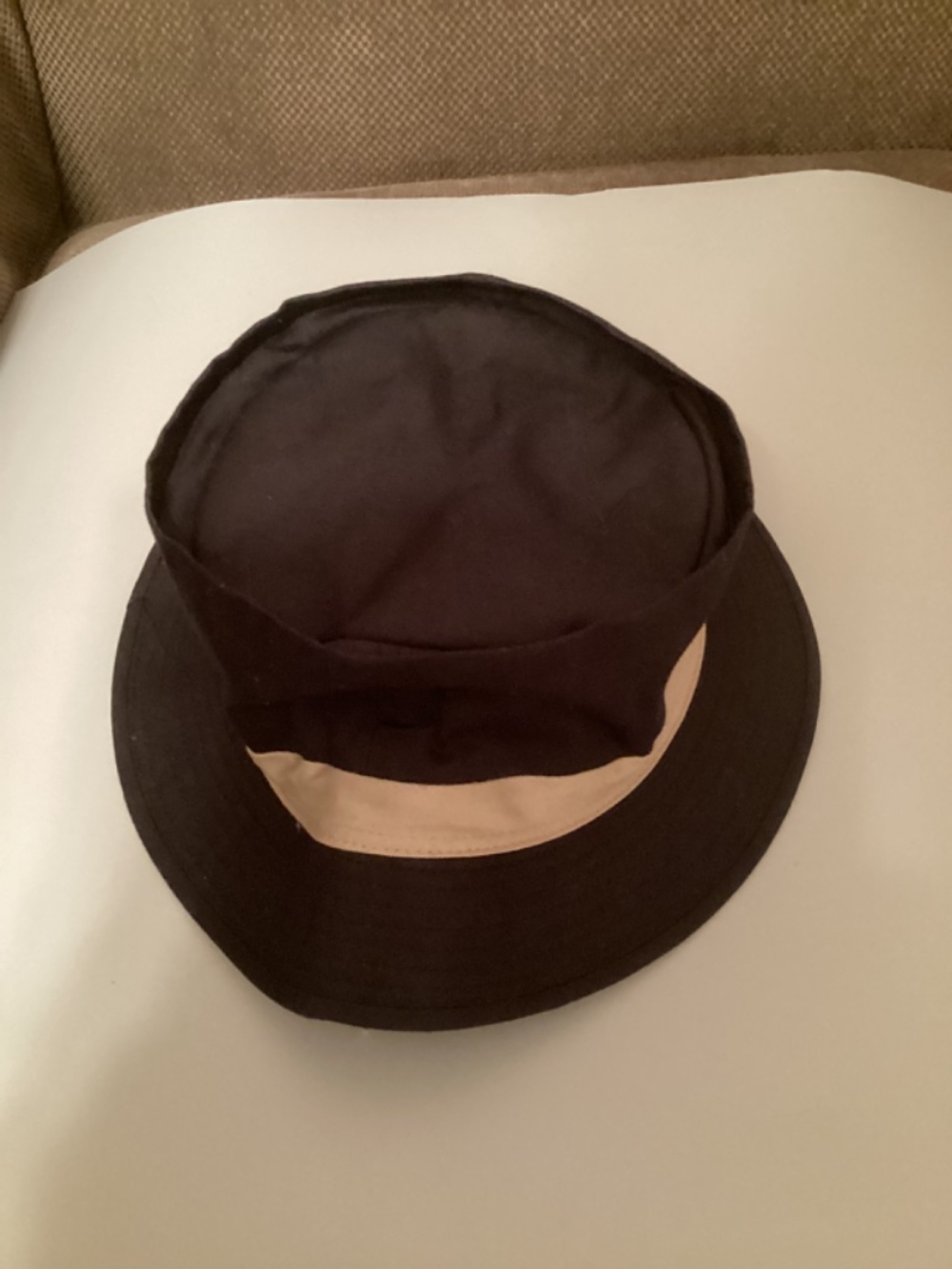 The Bucket Hat (L-XL) - Picture 5 of 6